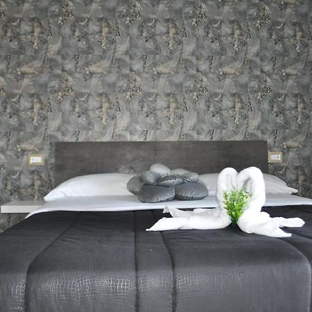 La Punta Hotel Сан Джовани ла Пунта Екстериор снимка